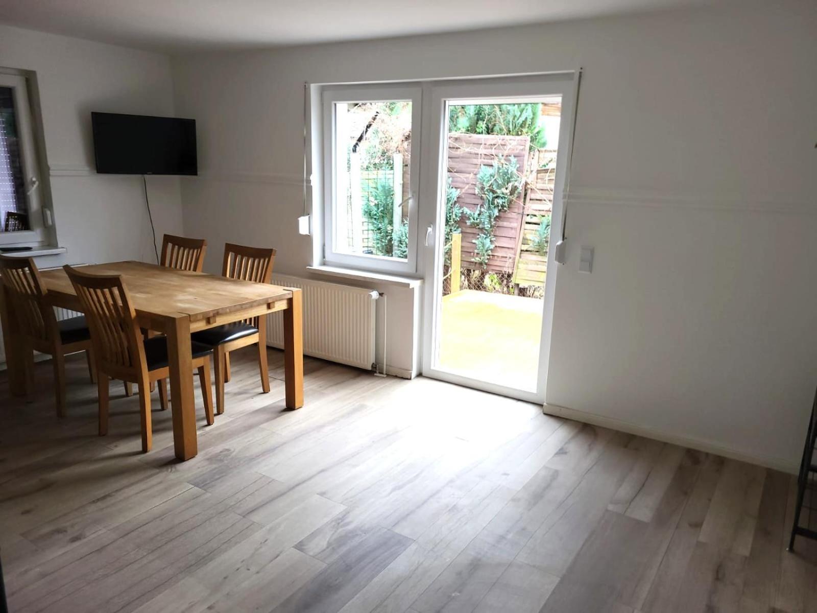 Vakantiehuis Monteur-haus Heinrich Marzahn, Hellersdorf, Lichtenberg *
